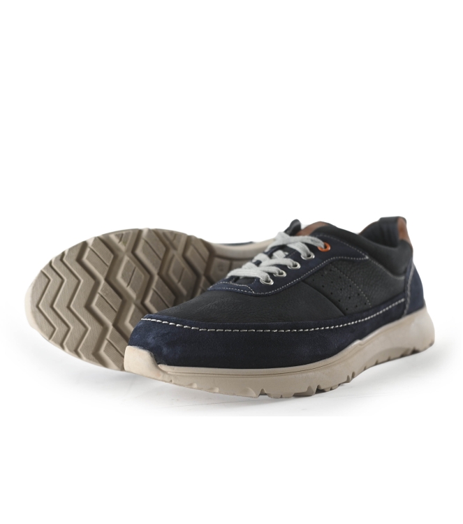 Outfielder Sneakers