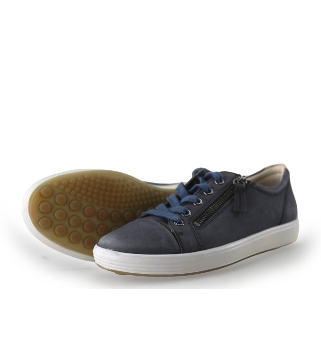 Ecco Sneakers