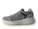 Giga Sneakers