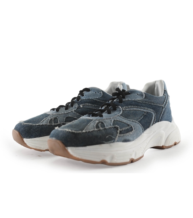 Omoda Sneakers