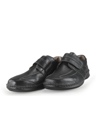 Skechers 
 Maat 37
 