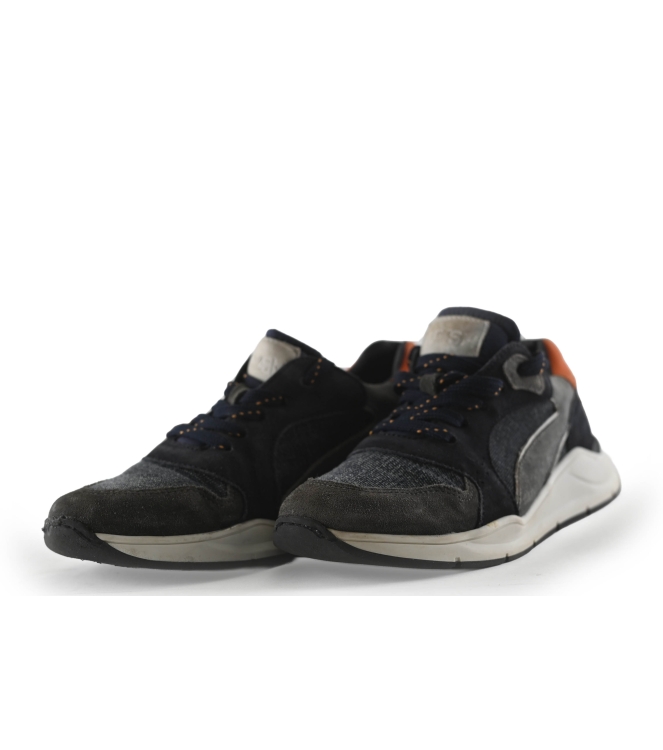 Wysh Sneakers