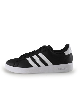 Adidas Sneakers Zwart 267044
 Maat 45½
 