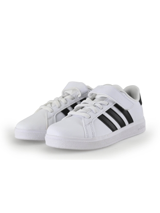 Adidas Sneakers Wit 267271
 Maat 30
 
