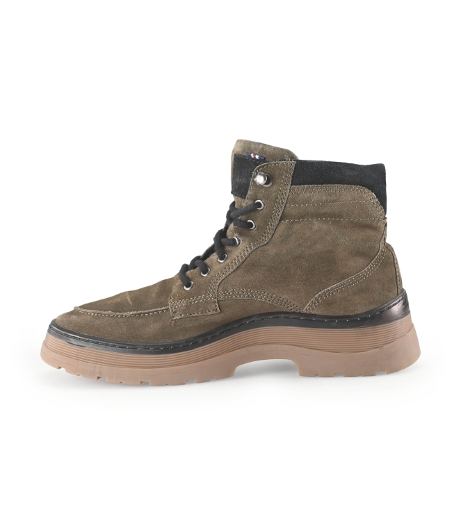 Outfielder Veterboots