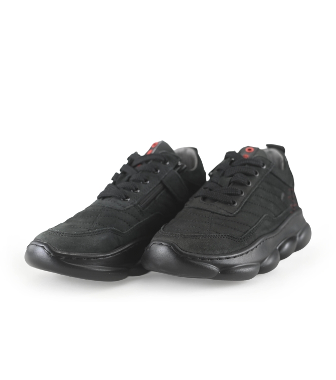 Red-Rag Sneakers