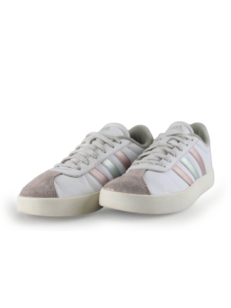 Adidas Sneakers Wit 267857
 Maat 37½
 