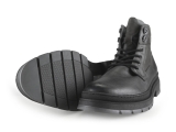Outfielder Veterboots