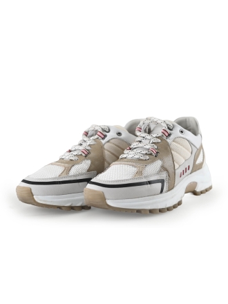  
 [MAAT] 37
 