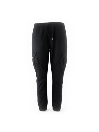 Levi's 
 Maat L
 