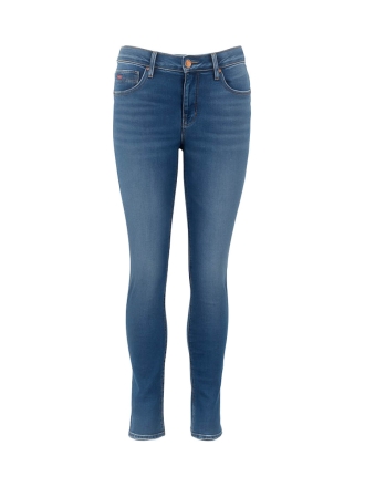 Wrangler 
 Maat w30 l32
 